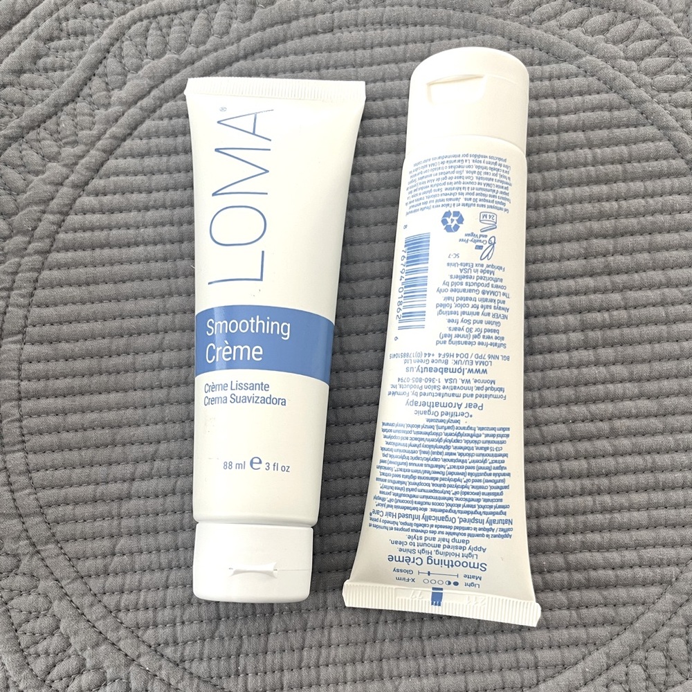 LOMA Smoothing Crème - Blue and White